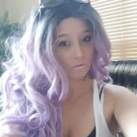 Meet your Posher, Krystal - Picture 1 of 1